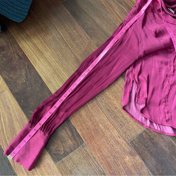 Free People Lala Solid Blouse By Off Beat Burgundy Button Down Blouse Bow Small - Picture 16 of 16